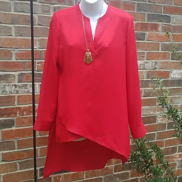 u Tops - Gorgeous Red Tunic!!🌷🌷